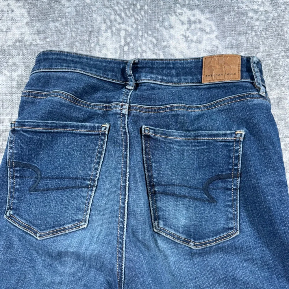 American Eagle Hi-Rise Flare Jeans Medium Wash Size 2 Regular Stretch Denim - Picture 9 of 11